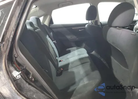 2015 Nissan Altima 2.5 z USA, uszkodzony, nr VIN 1N4AL3AP3FC224448